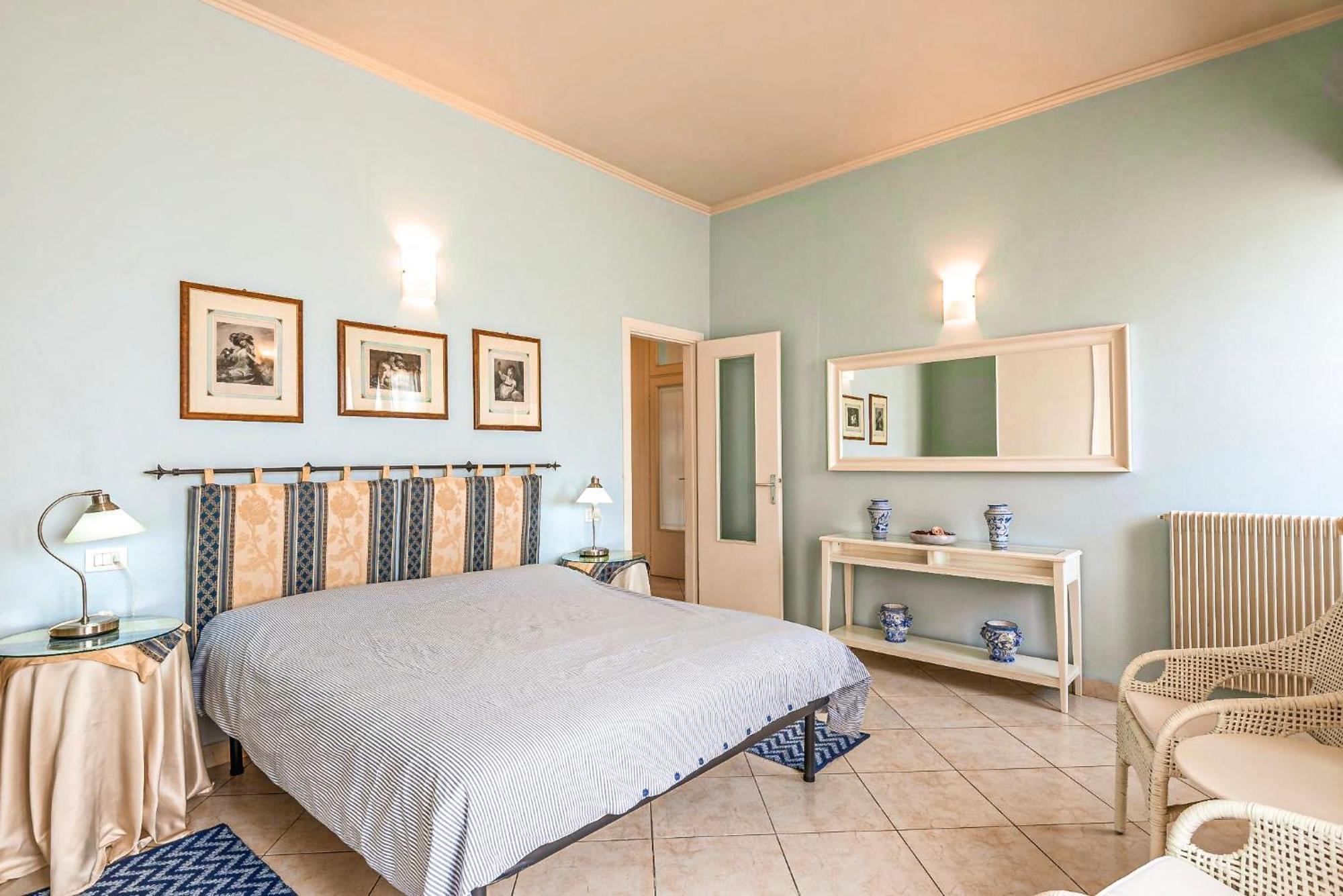 Palazzina Giardinolago Gravedona Ruang foto